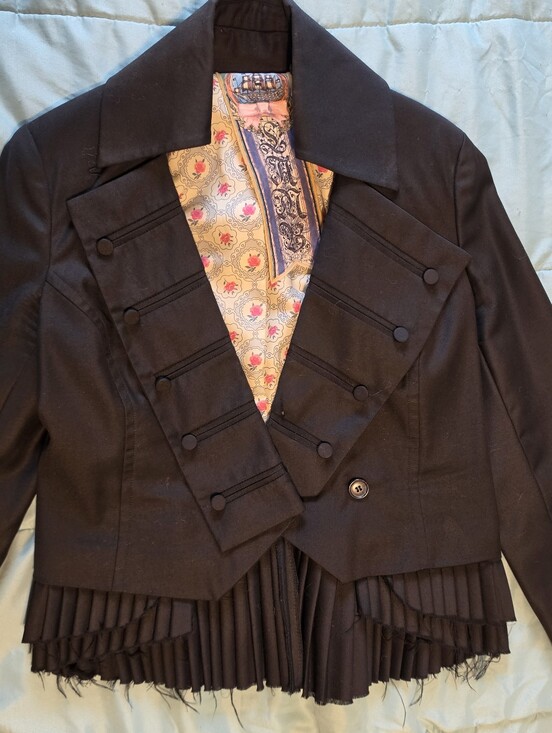 L.A.M.B. Jackets & Blazers - L.A.M.B. Gwen Stefani Black Wool Pirate Blazer Size 8 GUC